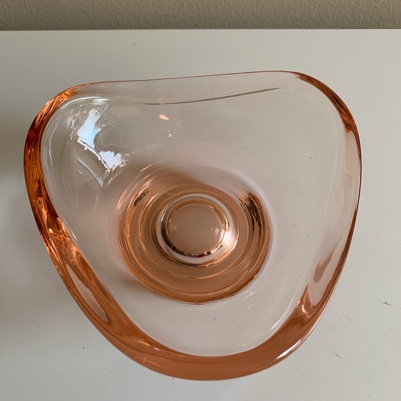 Pink Glass Trinket Dish - Picture 5 of 7